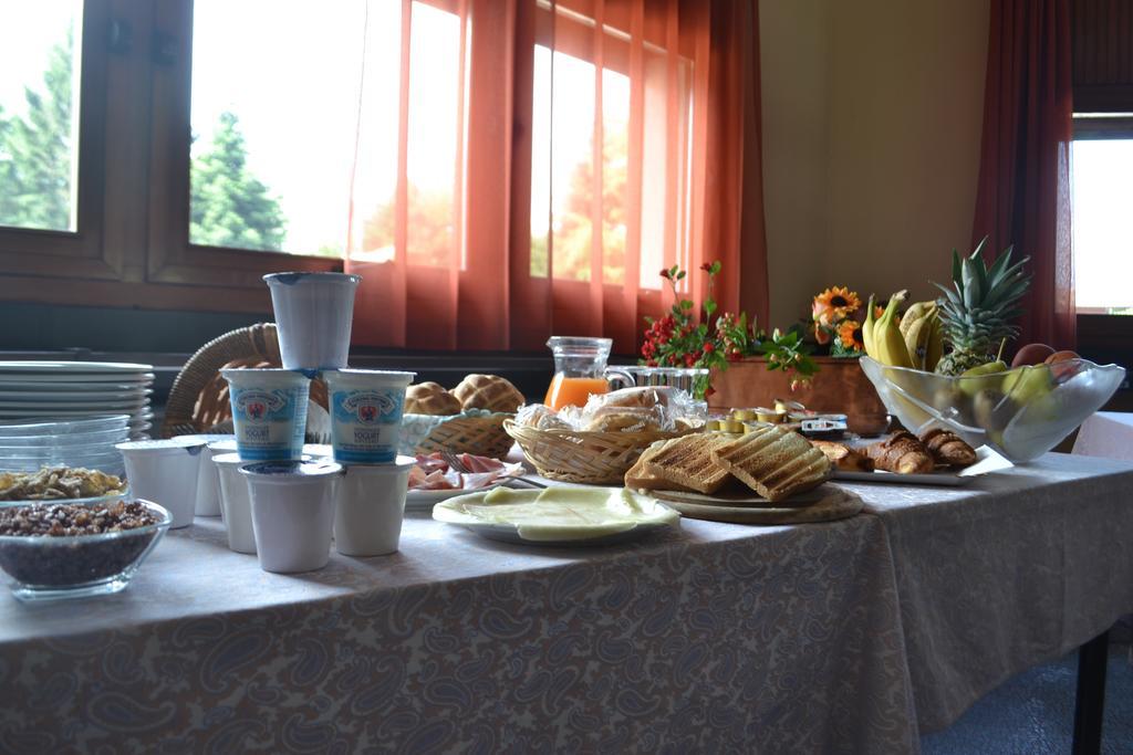 Hotel Aurora Колико Экстерьер фото