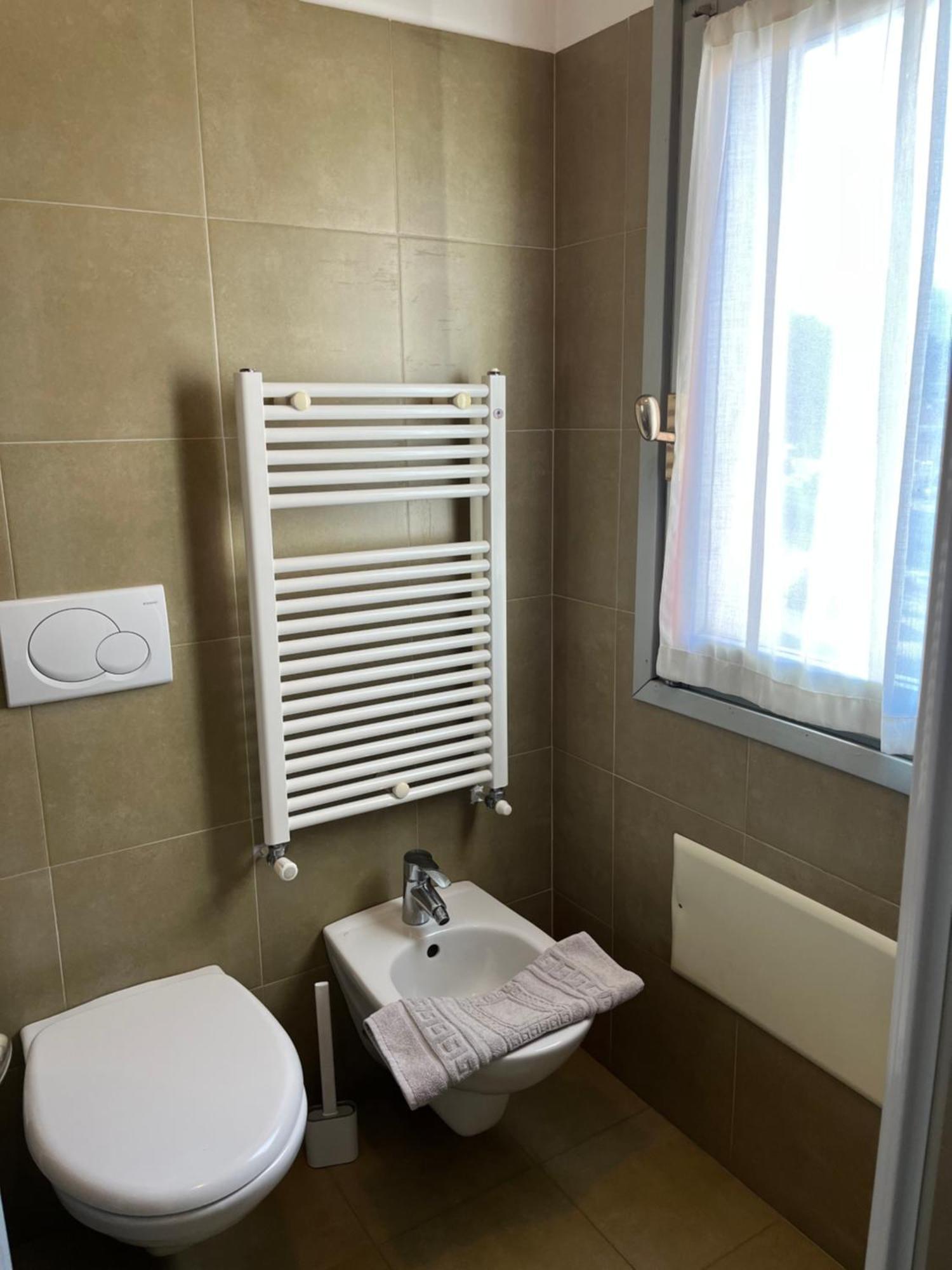 Hotel Aurora Колико Экстерьер фото