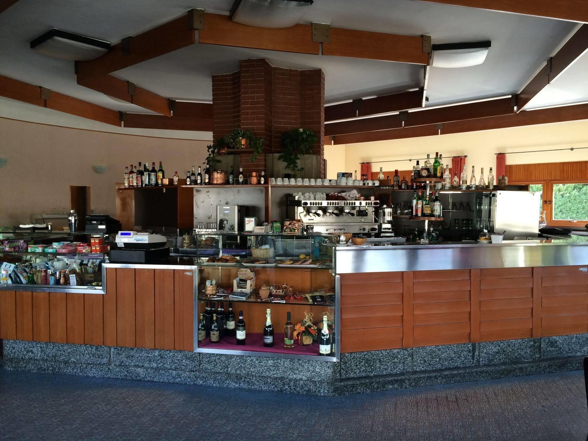 Hotel Aurora Колико Экстерьер фото